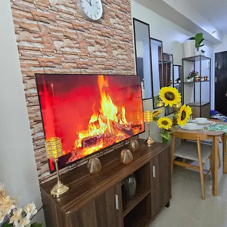 Cozy Dark Luxe Studio Near Mcia Airport Cebu